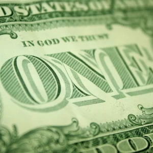 你能以每月 1 美元的价格获得 VPS 吗？当然可以。我们有列表吗？当然有！